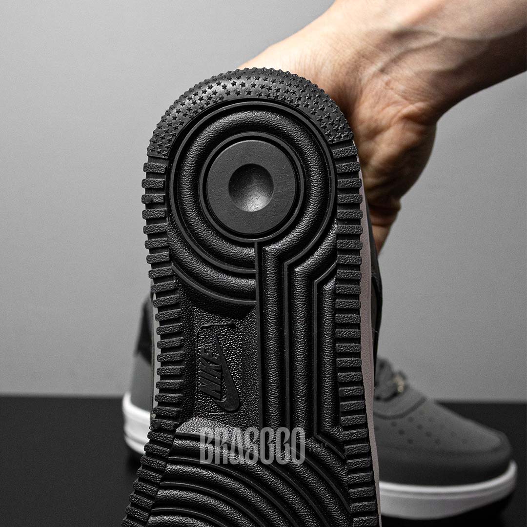 Tênis Air Force 1 - Chumbo/Branco