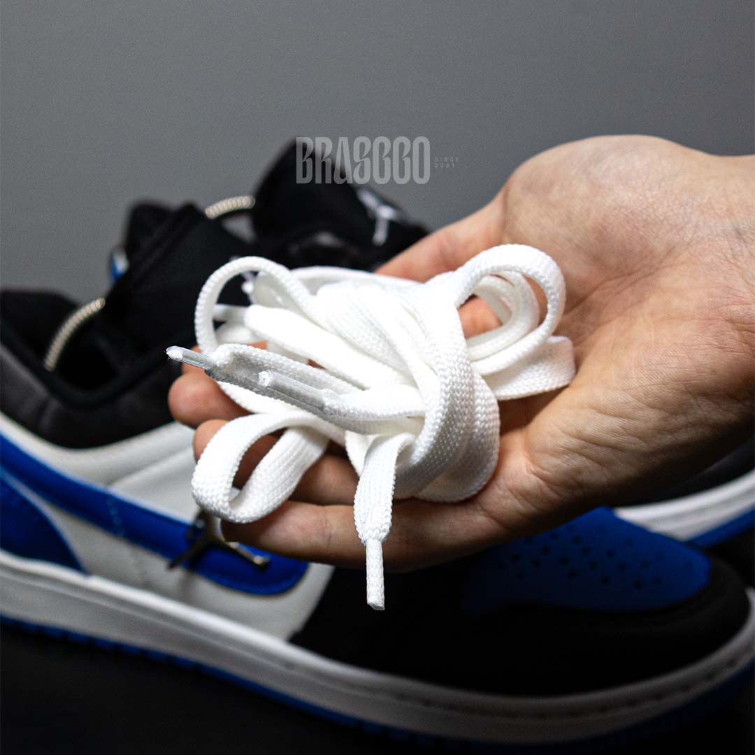 Tênis Air Jordan 1 Low - Azul/Branco/Preto