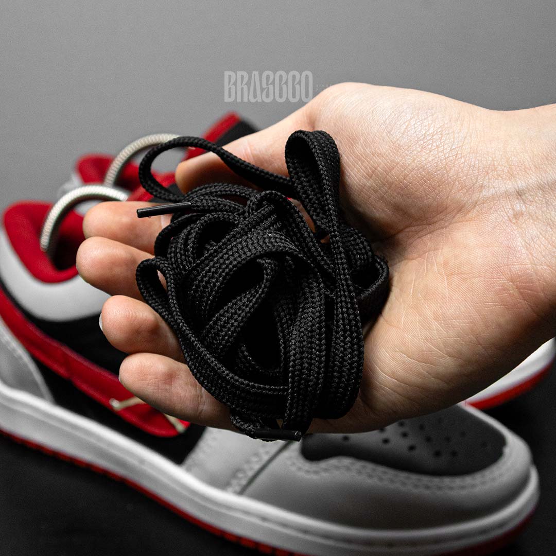 Tênis Air Jordan 1 Low - Preto/Cinza/Vermelho
