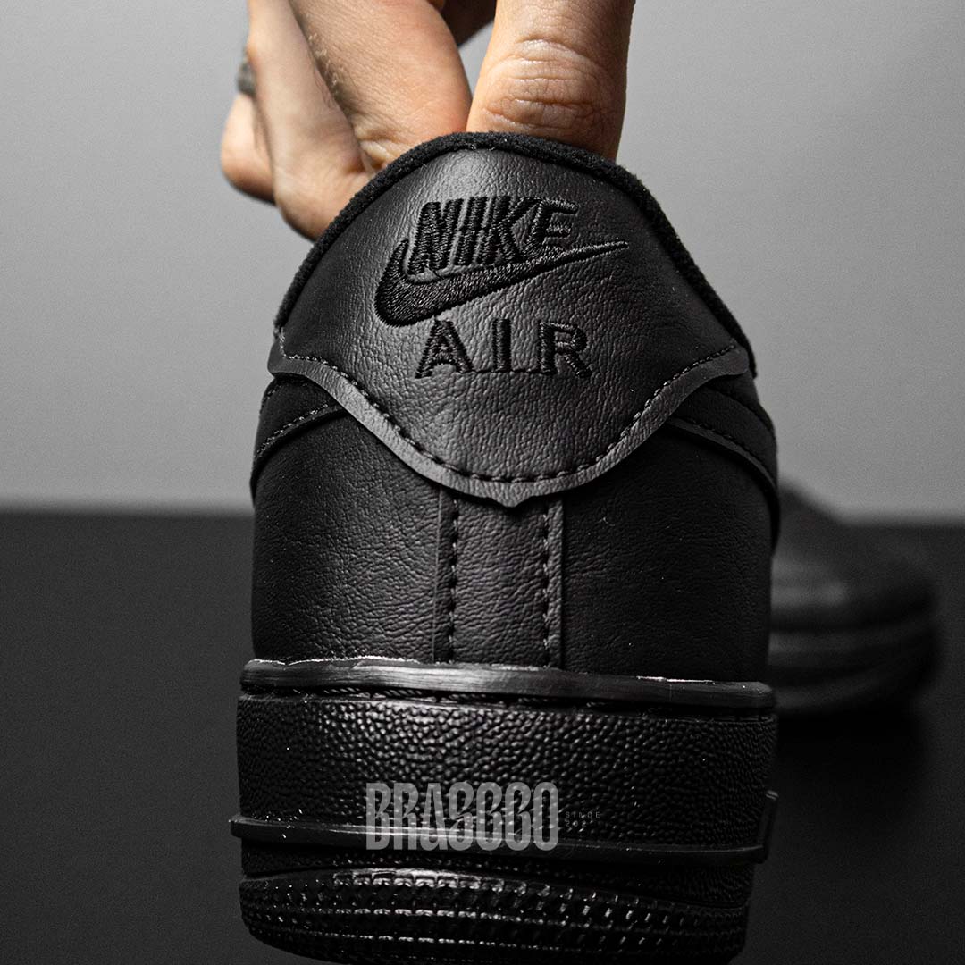 Tênis Air Force 1 - Preto