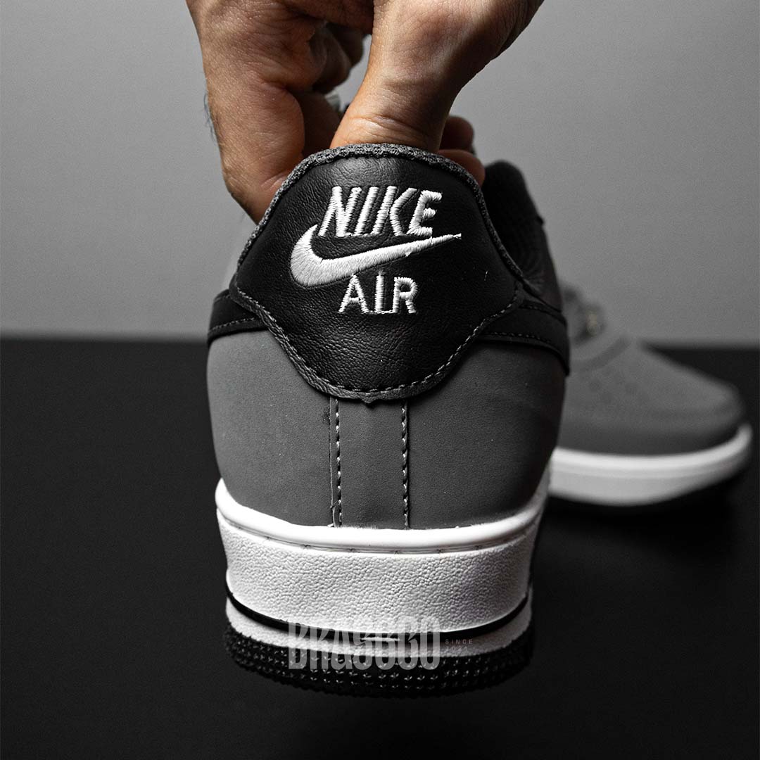 Tênis Air Force 1 - Chumbo/Branco