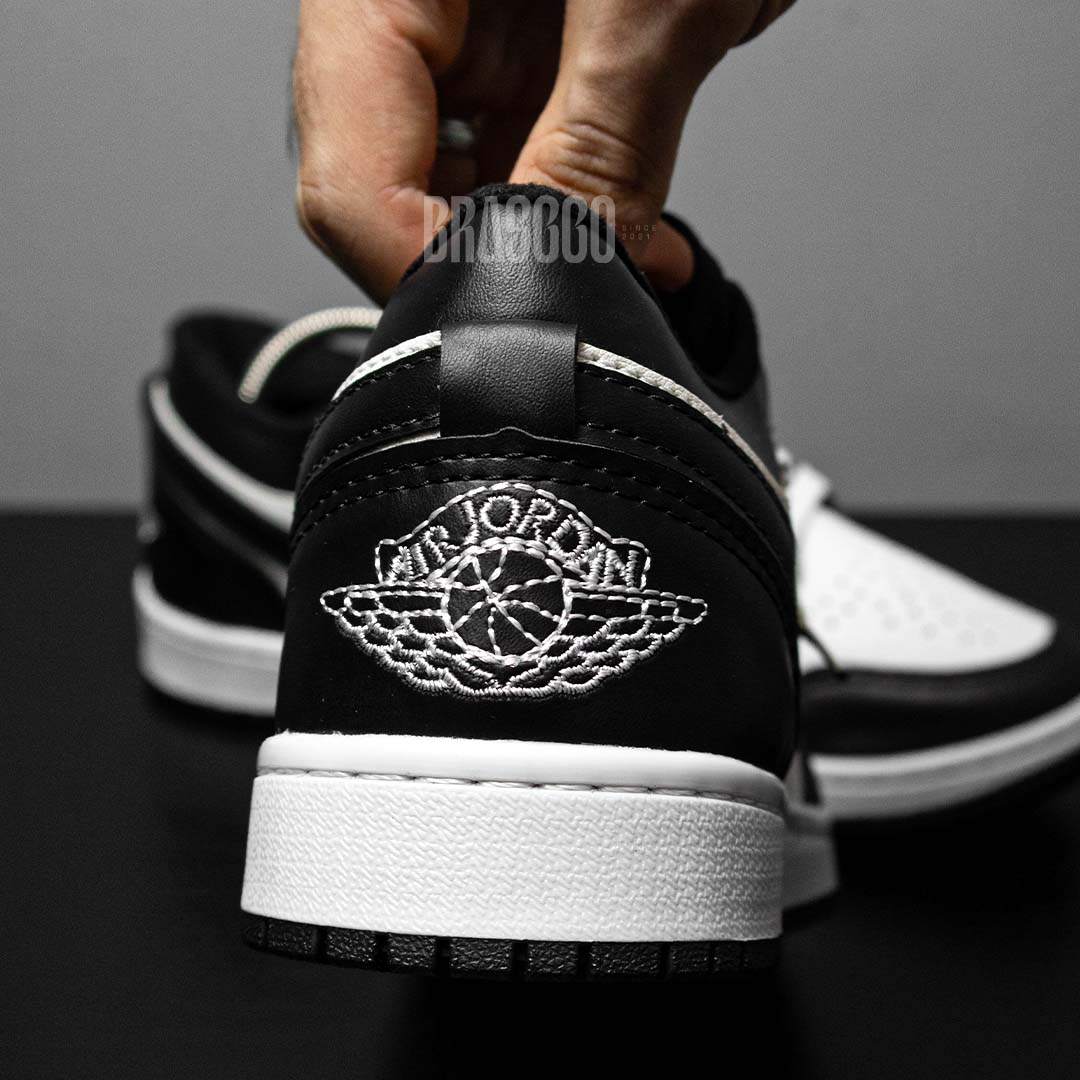 Tênis Air Jordan 1 Low - Preto/Branco