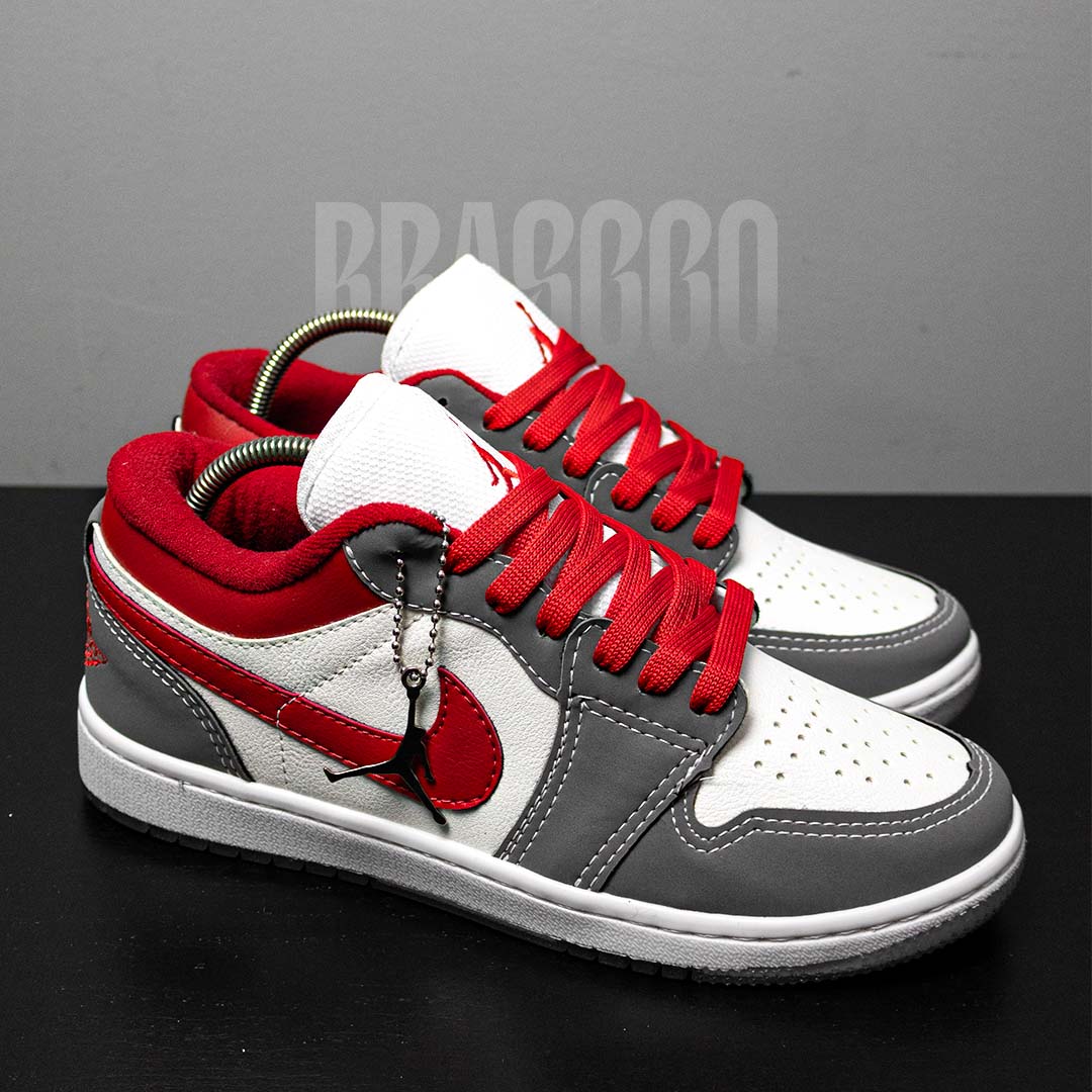 Tênis Air Jordan 1 Low - Branco/Vermelho/Cinza