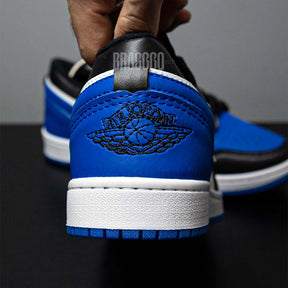 Tênis Air Jordan 1 Low - Azul/Branco/Preto