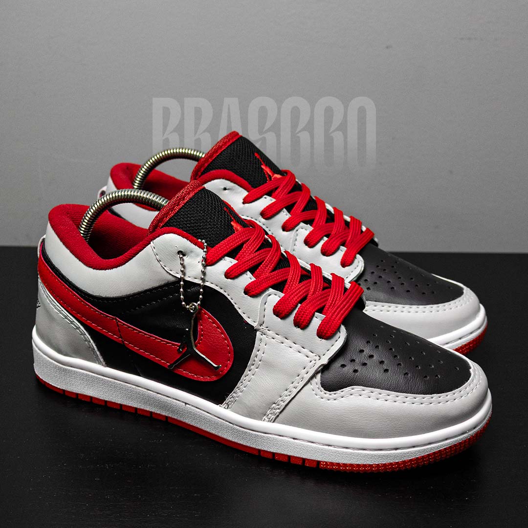 Tênis Air Jordan 1 Low - Preto/Cinza/Vermelho