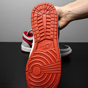 Tênis Air Jordan 1 Low - Preto/Cinza/Vermelho